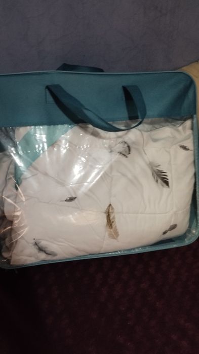 Одеяло красивое в отличном состоянии