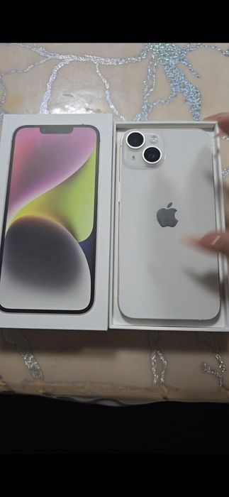 Продам Iphone 14