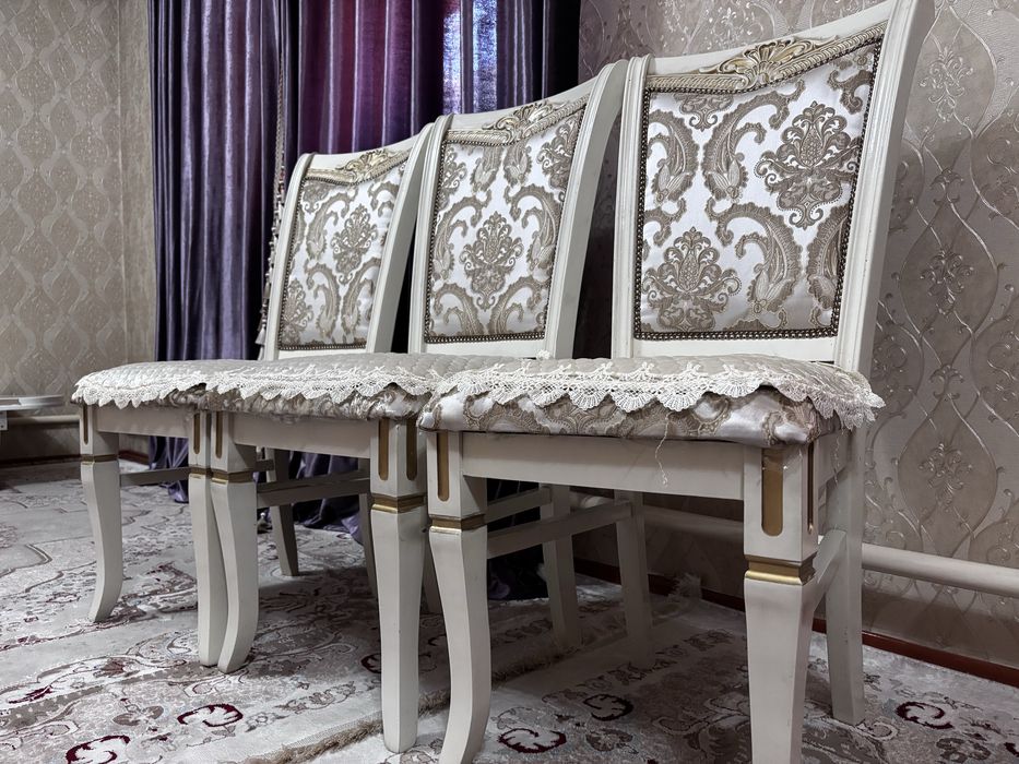 Срочно! Продам 10 стульев, отличное состояние
