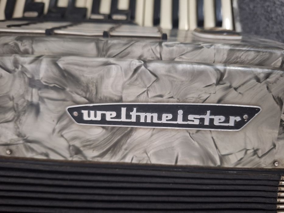 Weltmeister akkordeonn Аккордеон