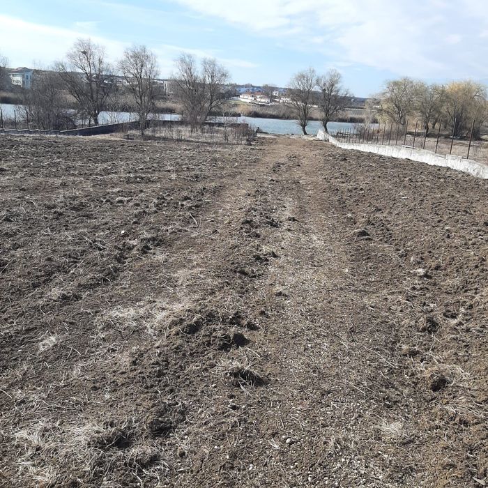 Teren la Lac intravilan construcții Corbeanca Ilfov