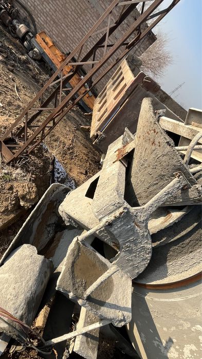 миксер 10 кубовый