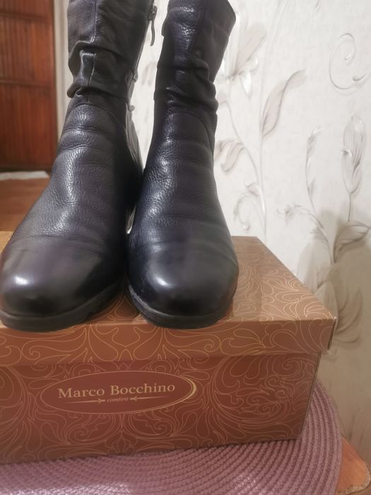 Сапоги женские  продам