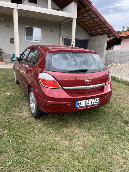 Opel Astra H 1.4 Benzină – An 2007
