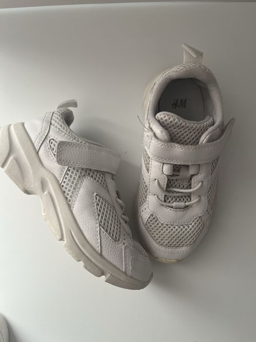 Обувки за момиченце н.28