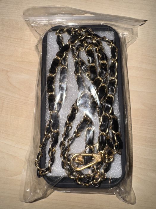 Чехол Айфон 13