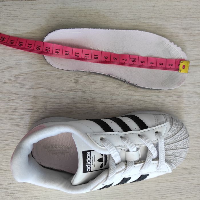 Кожени маратонки adidas за момиче, 25 номер