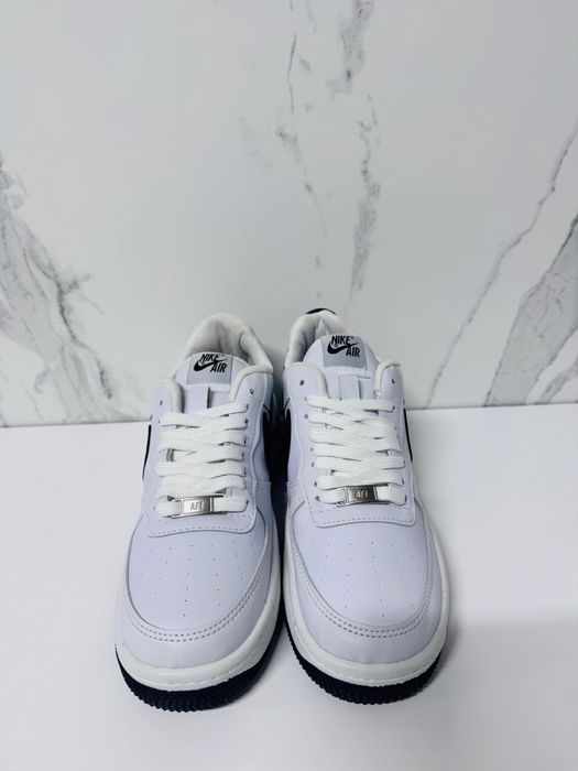 Nike AF1 albi talpa neagra