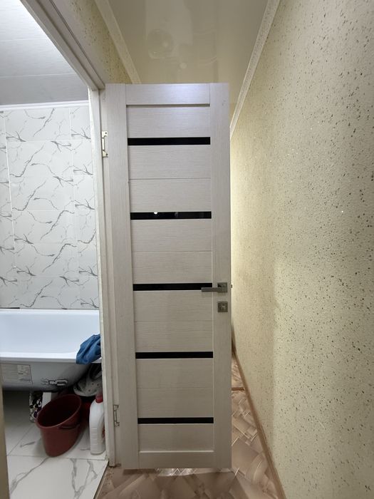 Двери для туалета и ванной.