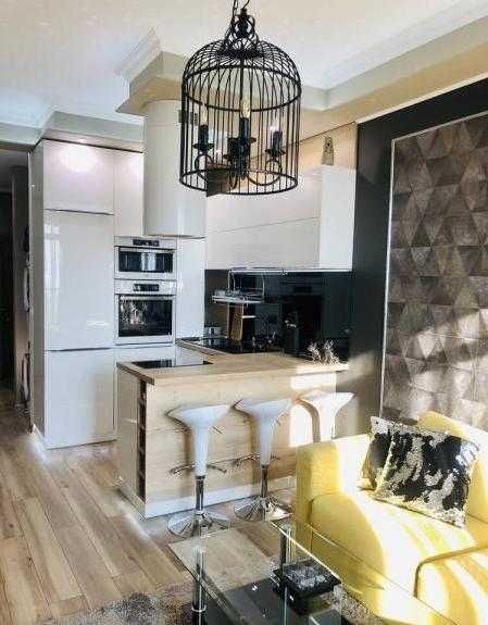 Луксозен двустаен апартамент в ж.к. Зорница