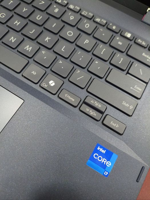 Ноутбук Noutbuk Asus ExpertBook B3 Flip core i7-13 16GB 512SSD