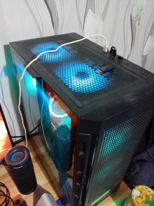Геймърски настолен компютър