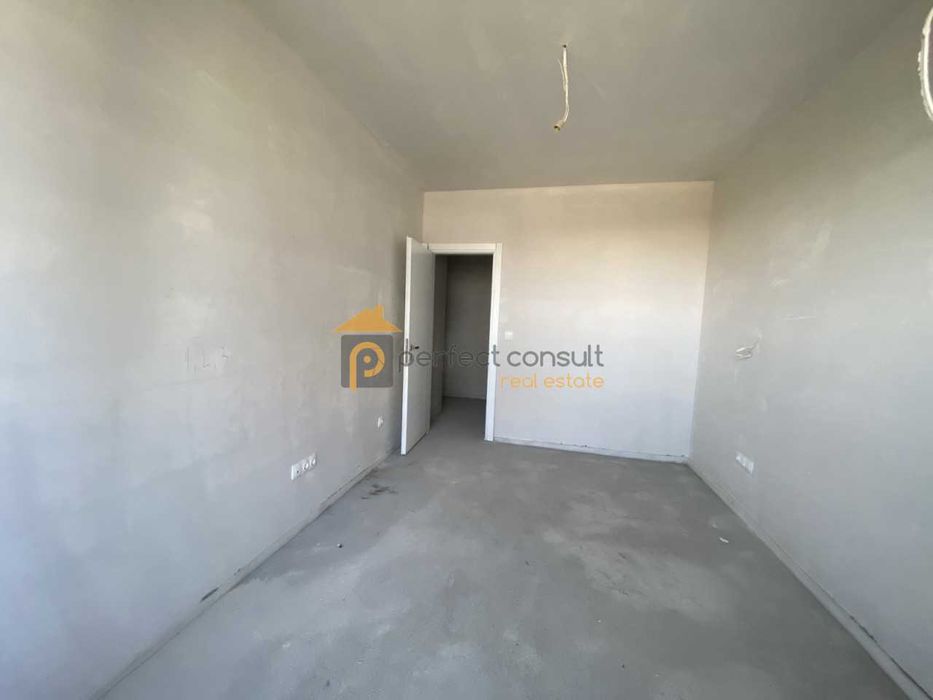 Продава се Тристаен апартамент в Пловдив, Каменица 2 - 103 кв.м за 1500 €/кв.м - Снимка #5