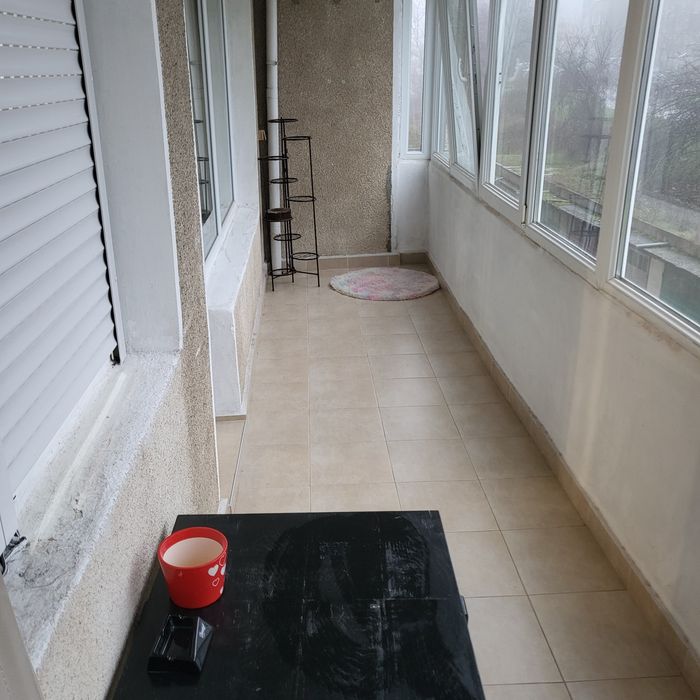 Апартамент 3 стаи обзаведен от собственик