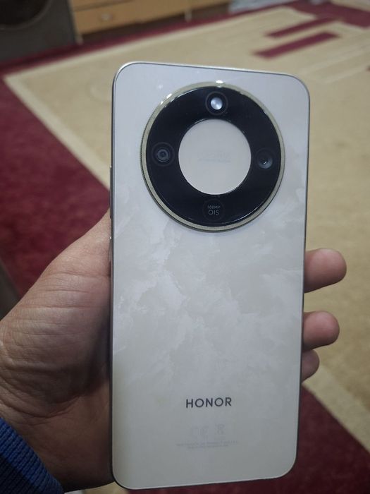 HONOR X9d Batareyka 8300 Mach 256 GB Ozu 8 gb