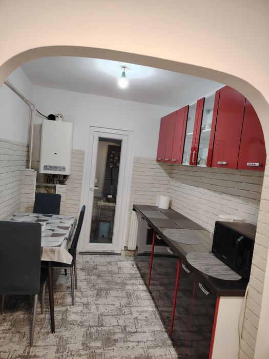 Închiriere apartament cu două camere