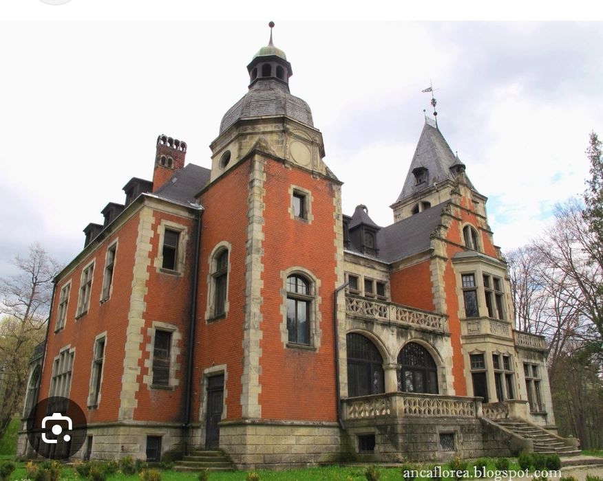 Castelul si parcul Ghica Dofteana, domeniu de 10,7 ha, mon. istoric