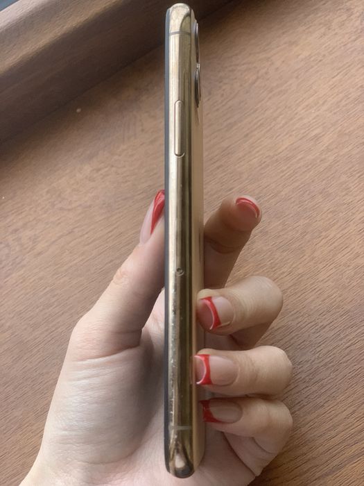 Продам Iphone 11 pro