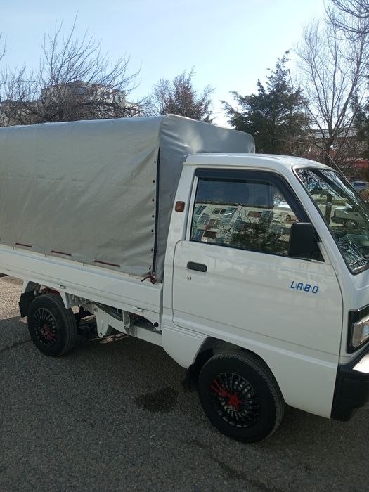 Лабо. 2025. Сотилади.