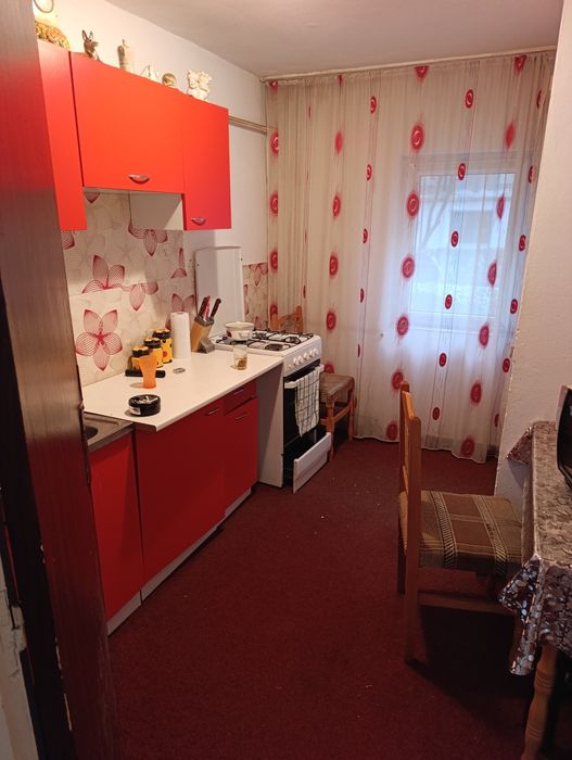 Vând apartament 2 camere zona capăt 1