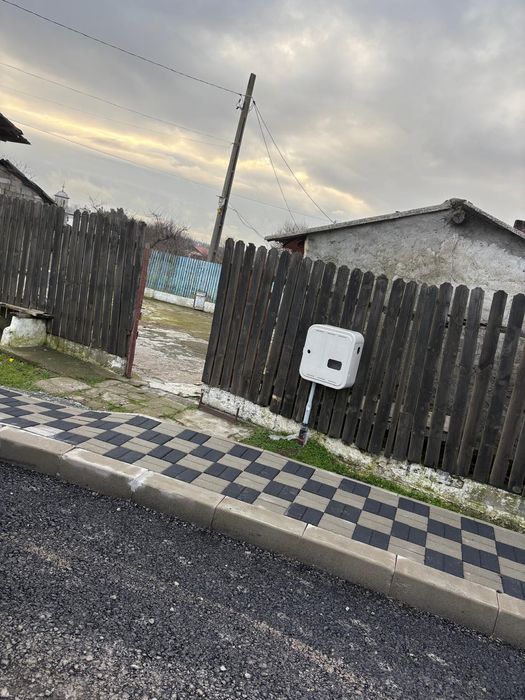 Casa+teren de vanzare Valea Dacilor