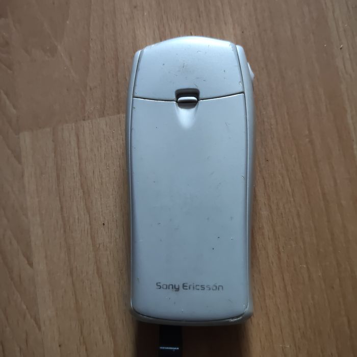 Vând telefon Sony Ericsson în stare bună
