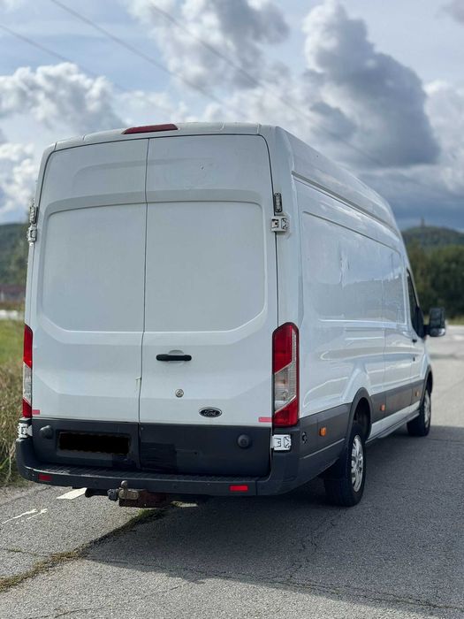 Usi spate Ford Transit din 2018 ALBE SET stare buna 2.10 M