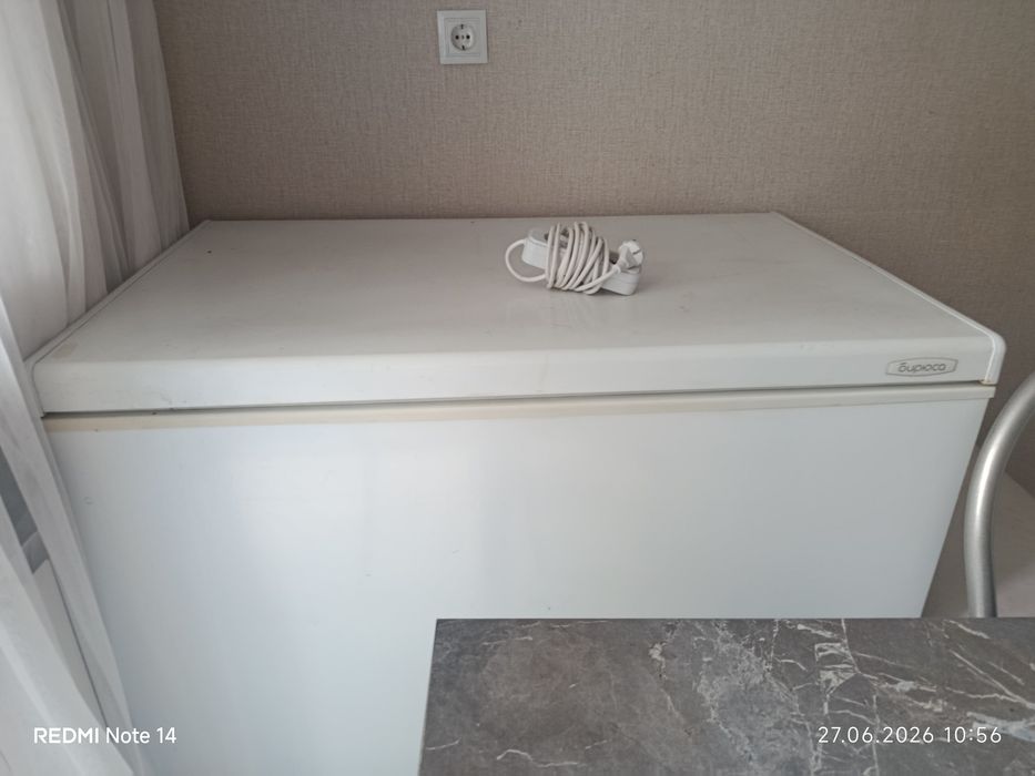 Продам морозильник