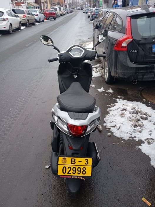 Urgent vand piaggio liberty 50 abs 2019