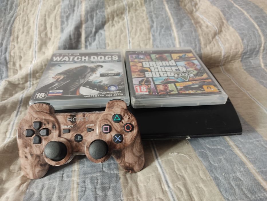 Продаю  PlayStation 4 и PlayStation 3
