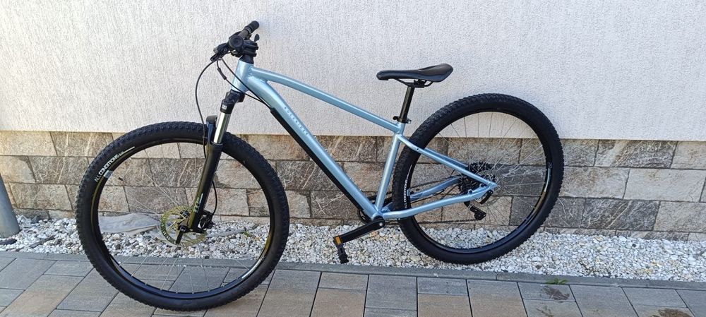 Vând Bicicleta Rockrider EXPL 500 roti 29  Cadru Aluminiu Ultra Noua