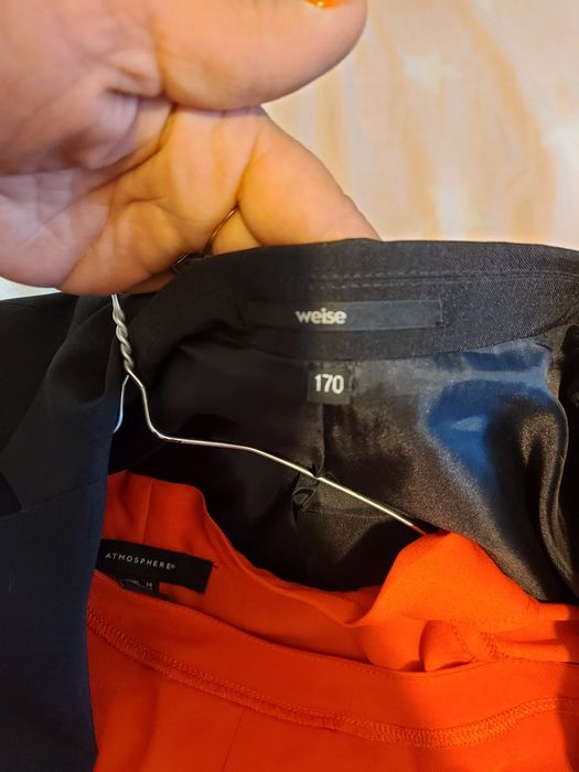 Vând costum barbati firma WEISE 350 Ron