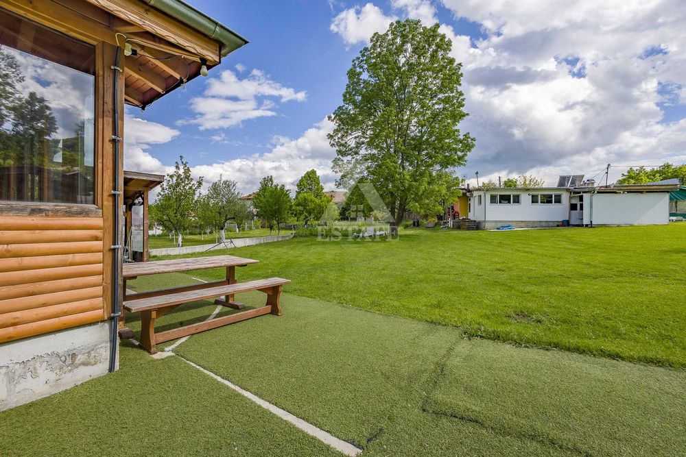 Продава се Къща в с. Заселе, Област София-област - 300 кв.м за 1834 €/кв.м - Снимка #2