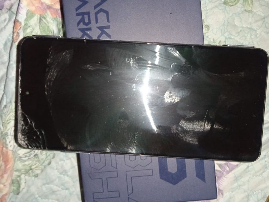 Xiaomi Black shark 5