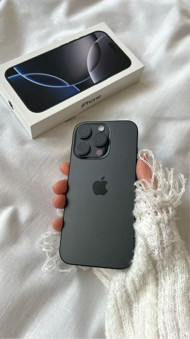 iPhone 16 pro max 256gb