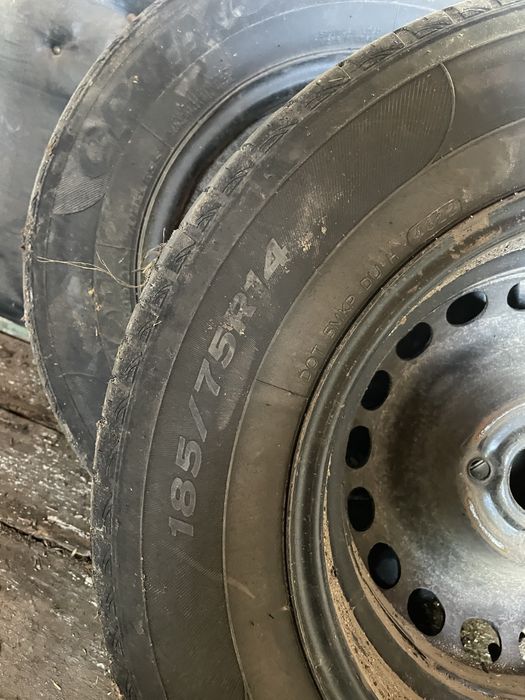 Продам летние колеса (шины с дисками комплект)