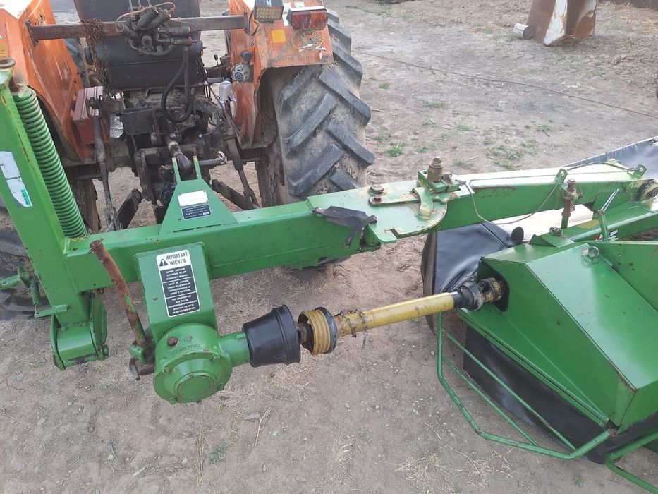 Iarba gradina John Deere 1340 cositoare coasa