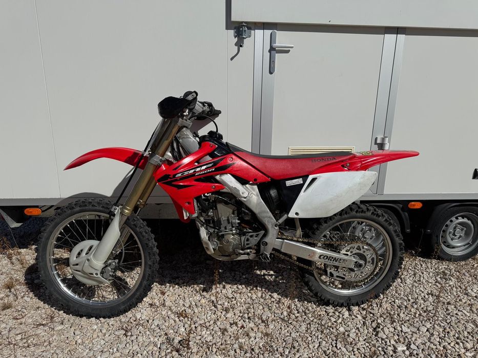 Honda CRF 250R - Motocros, 4T, în stare bună