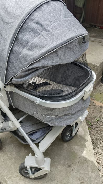 Коляска детская .