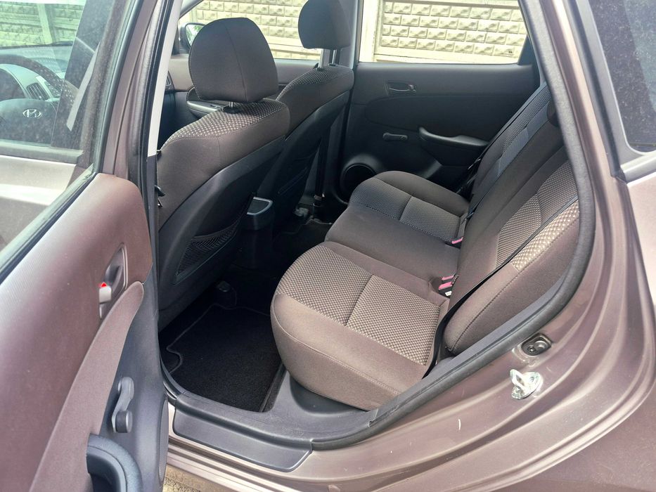 Hyundai i30 1.4 MPI Benzină 109 CP – Euro 5 – 2011
