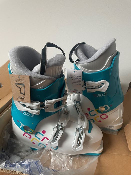 Clapari Tecnopro mărimea 37 1/2 noi