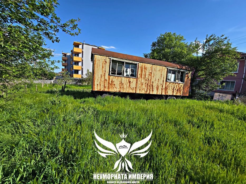 Продавам парцел 236кв.м. в гр.Хисаря, обл.Пловдив статут УПИ