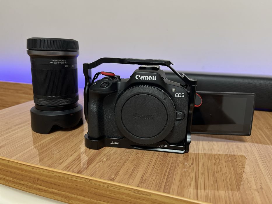 Canon EOS R50 + RF-S 18-150 mm, 4k, 24.2 MP, impecabil