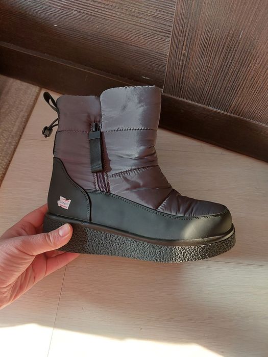 Женские ботинки зимние