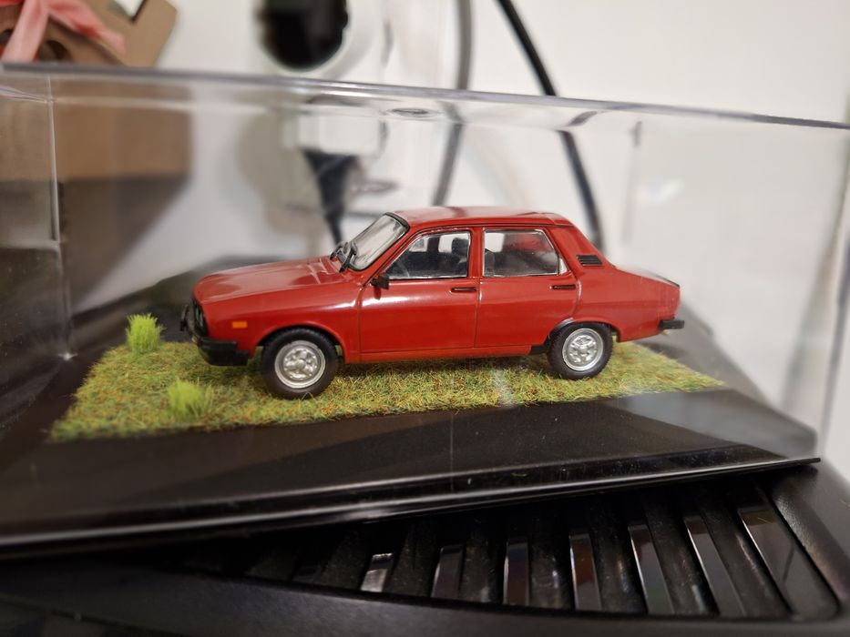 Dacia 1310 Tlx vitrina plus decor