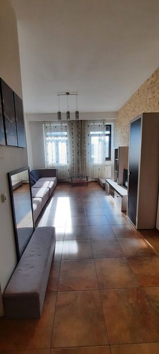 Apartament de vanzare mobilat si utilat