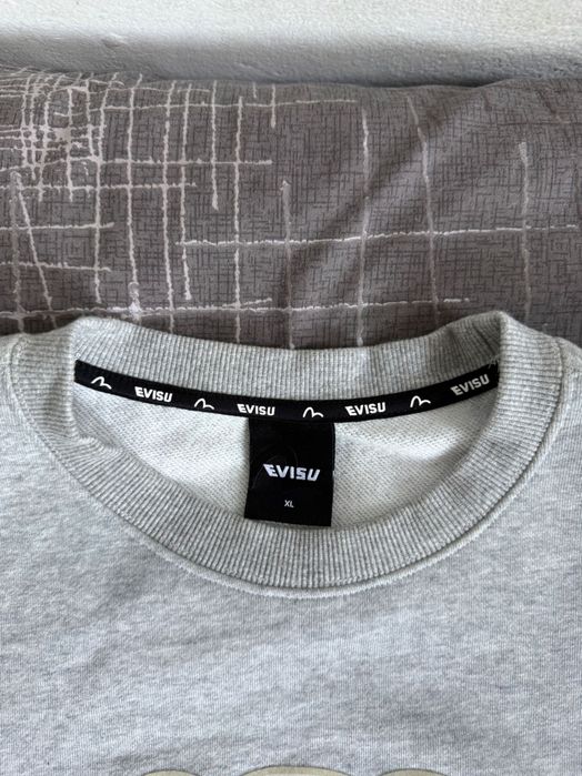 Pulover Evisu.