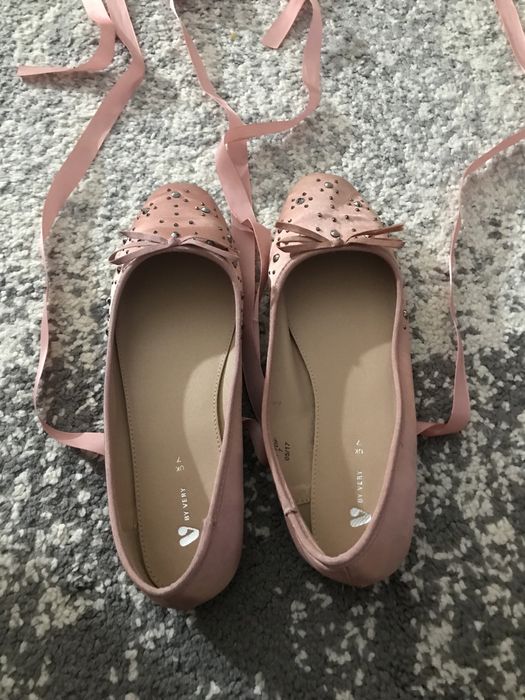 Vand balerini tip poante de balet