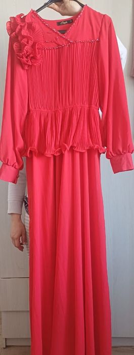 Продаётся платье