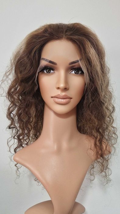 Естествена афро къдрава перука - кафява с руси кичури / 13x4 Lace